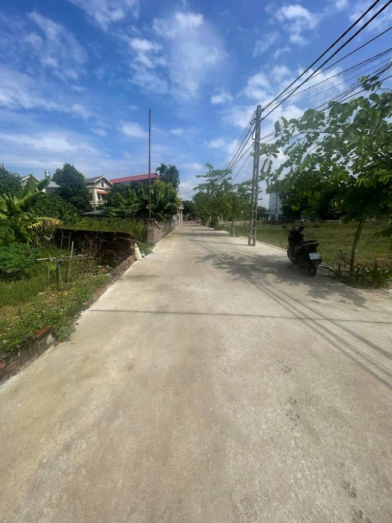 Bán đất gần khu công nghệ cao Hoà Lạc, 149m2, sổ đỏ pháp lý rõ ràng